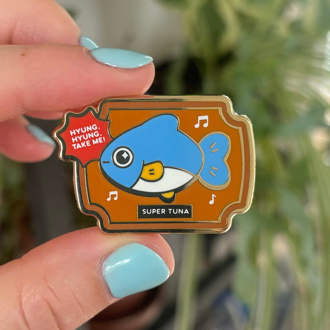 Super Tuna Singing Fish Plaque Pin