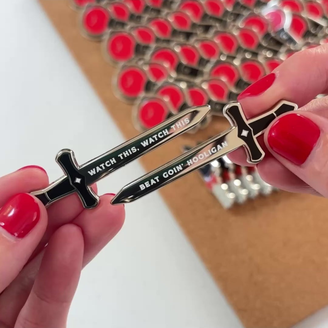 Hooligan Collar Pin Set (Removable Chains)